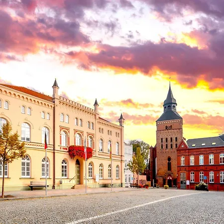 Schoene Im Erholungsort Sternberg